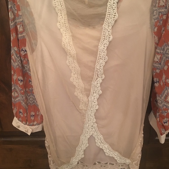 BKE Gimmicks Top - Picture 5 of 6